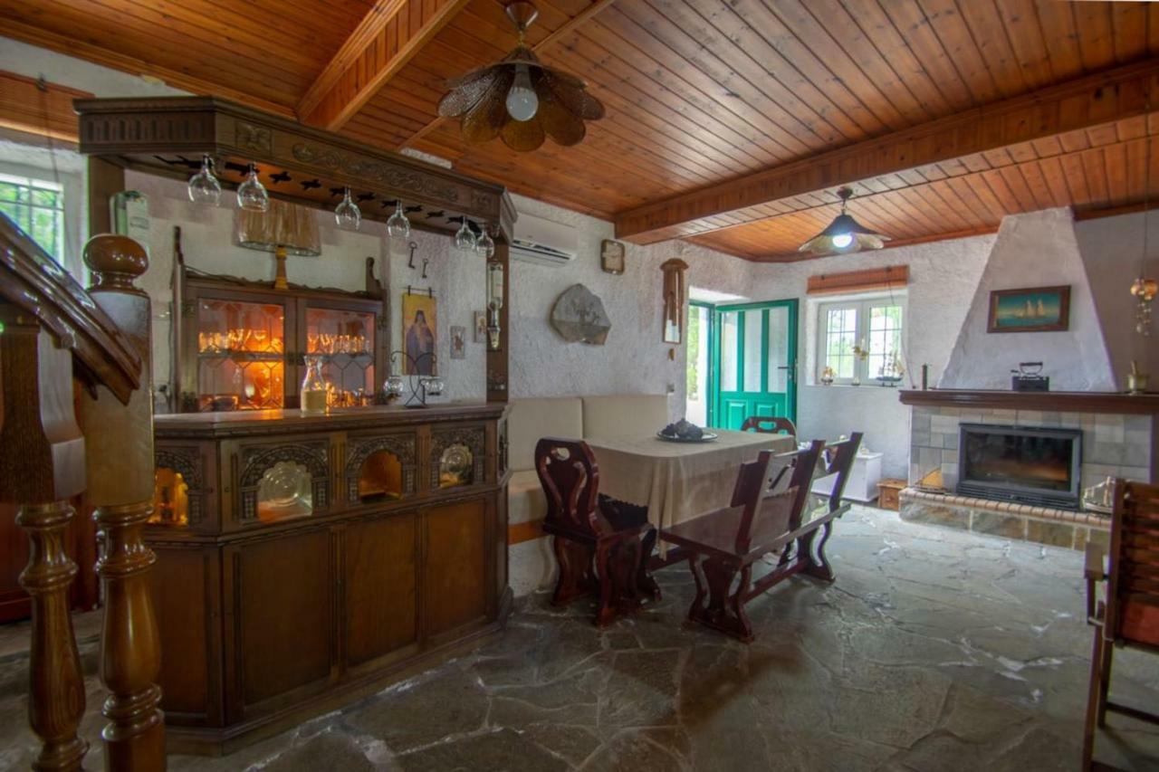 Traditional Village House Meson Yerakarion Екстер'єр фото